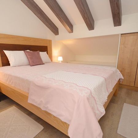 Apartments Olive Kotor Luaran gambar
