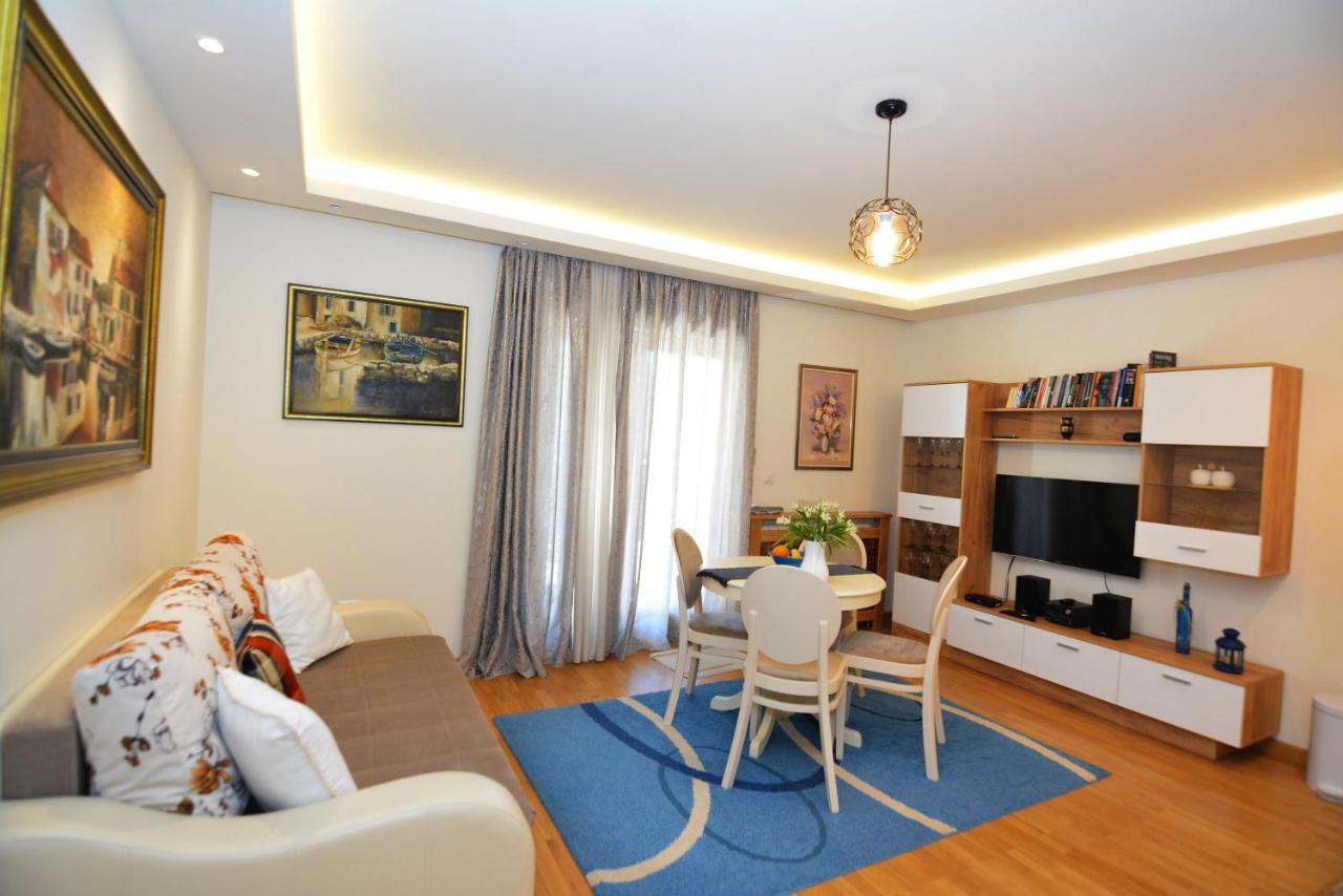 Apartments Olive Kotor Luaran gambar