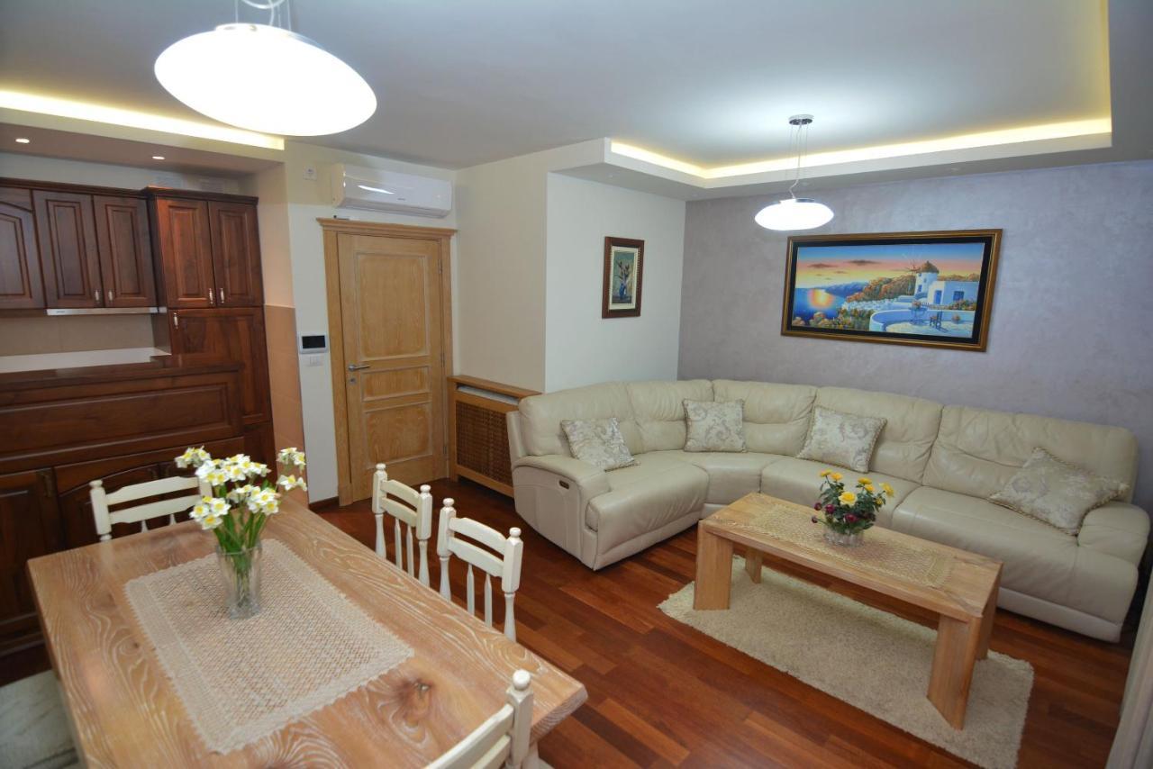 Apartments Olive Kotor Luaran gambar