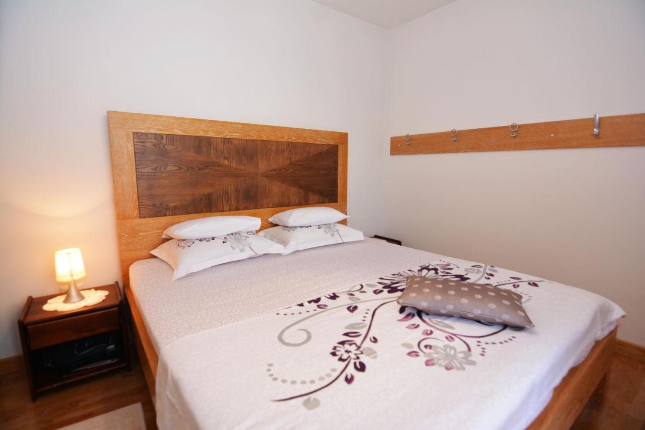 Apartments Olive Kotor Luaran gambar