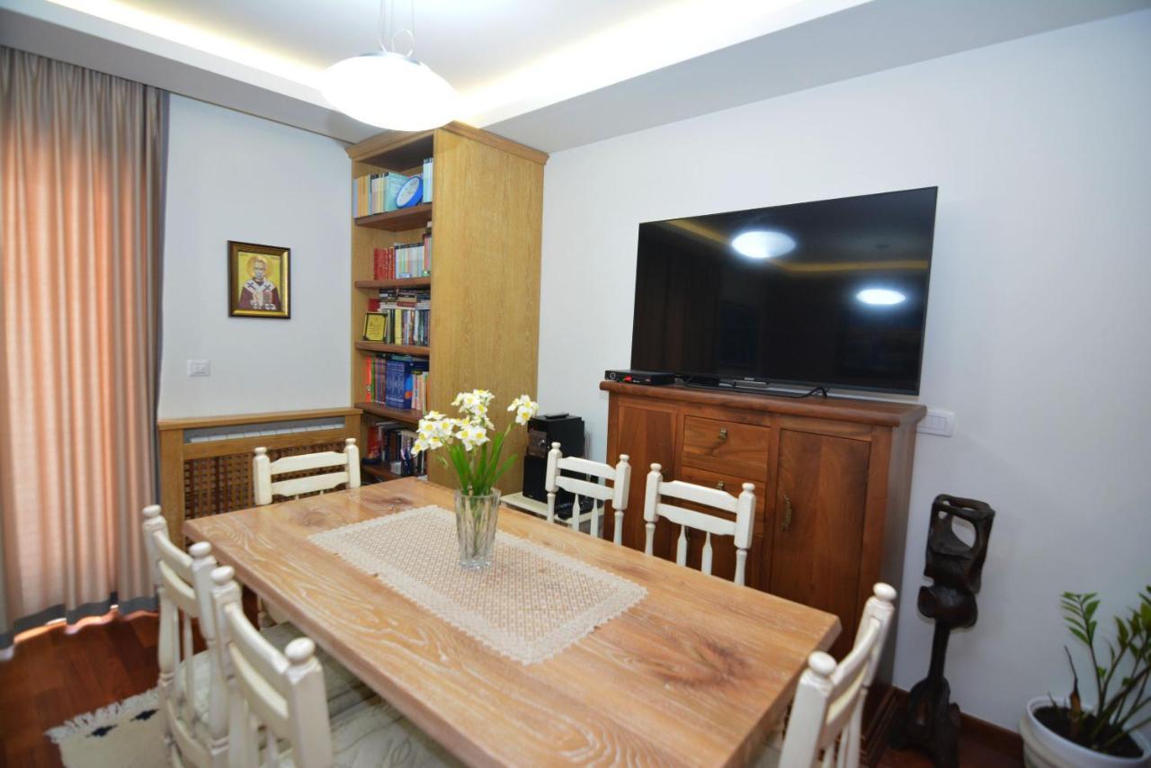 Apartments Olive Kotor Luaran gambar