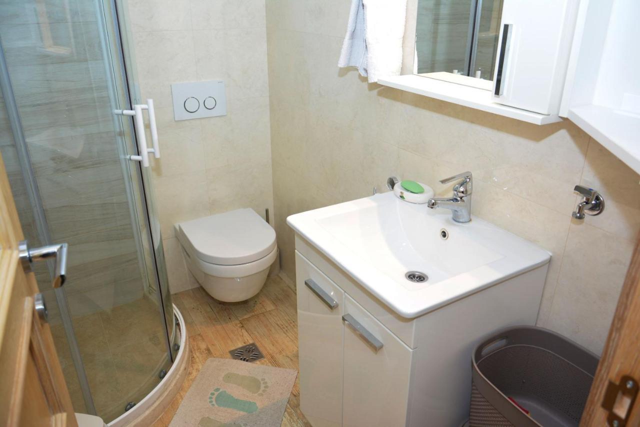Apartments Olive Kotor Luaran gambar